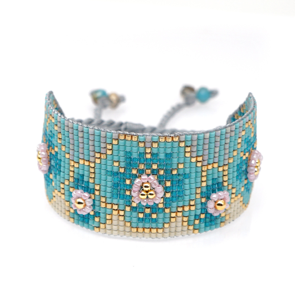 Hot Selling Fashion Rice Bead Woven Plum Blossom Diamond Multi-layered Bracelet Wholesale display picture 3