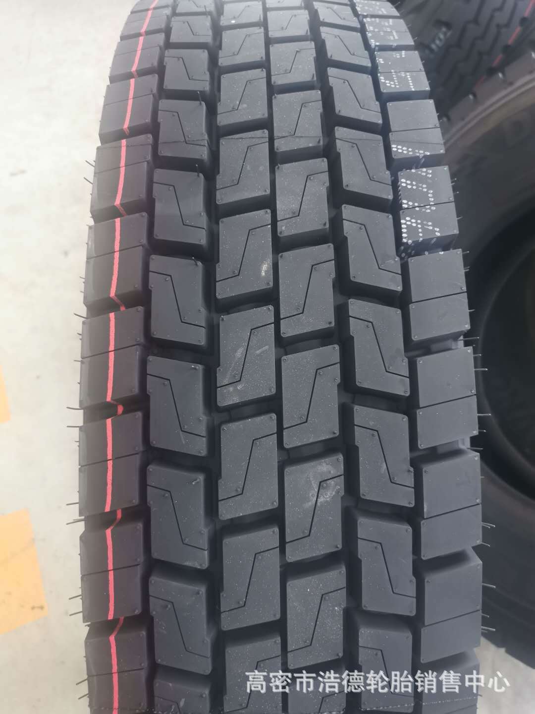 出口真空轮胎11 12R22.5 295 315/80R22.5卡车全钢丝子午轮胎耐磨