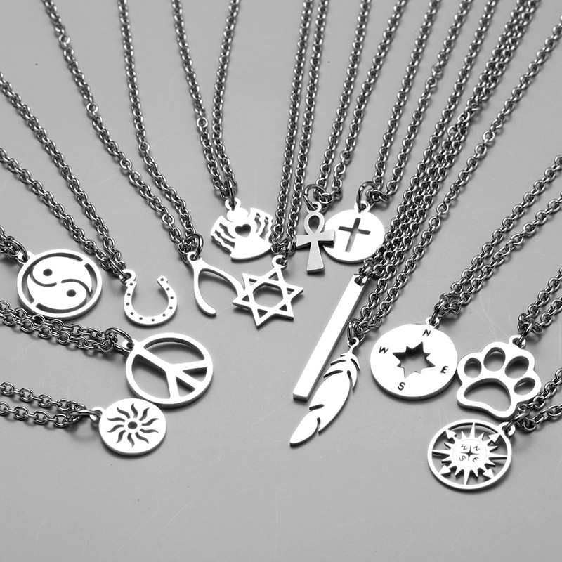 Hot Style Stainless Steel Men's Pendant Necklace And Evaluation Hexagram Gossip Pendant Accessories Necklace