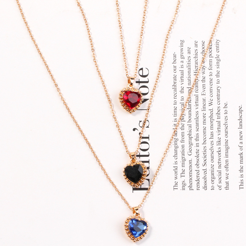 Fashion New Simple Trend Korea All-match Diamond Love Necklace Wholesale Nihaojewelry display picture 7