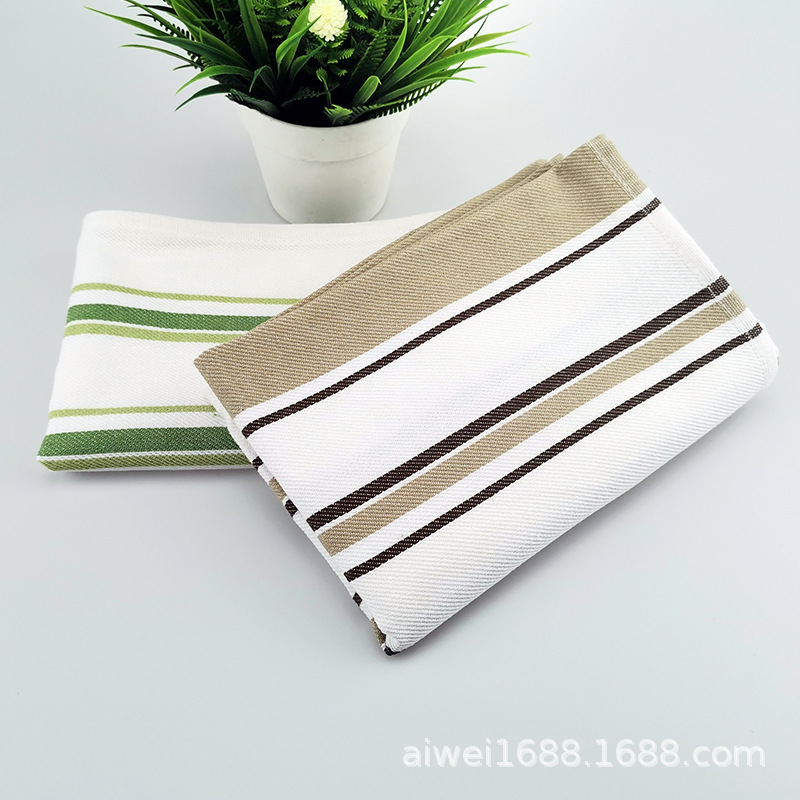 흙 같은 노란색