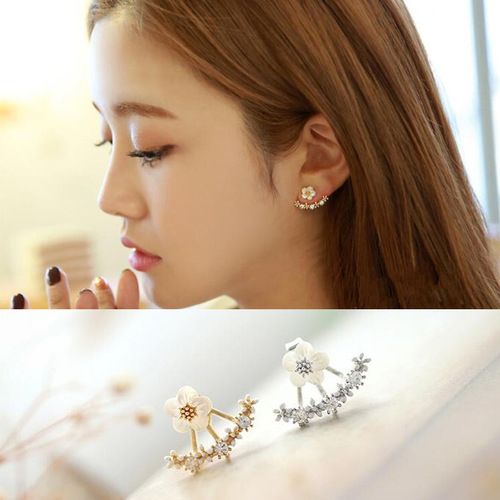 Daisy earrings earrings female crystal small Zou chrysanthemum flower back hanging Earrings sweet Earrings