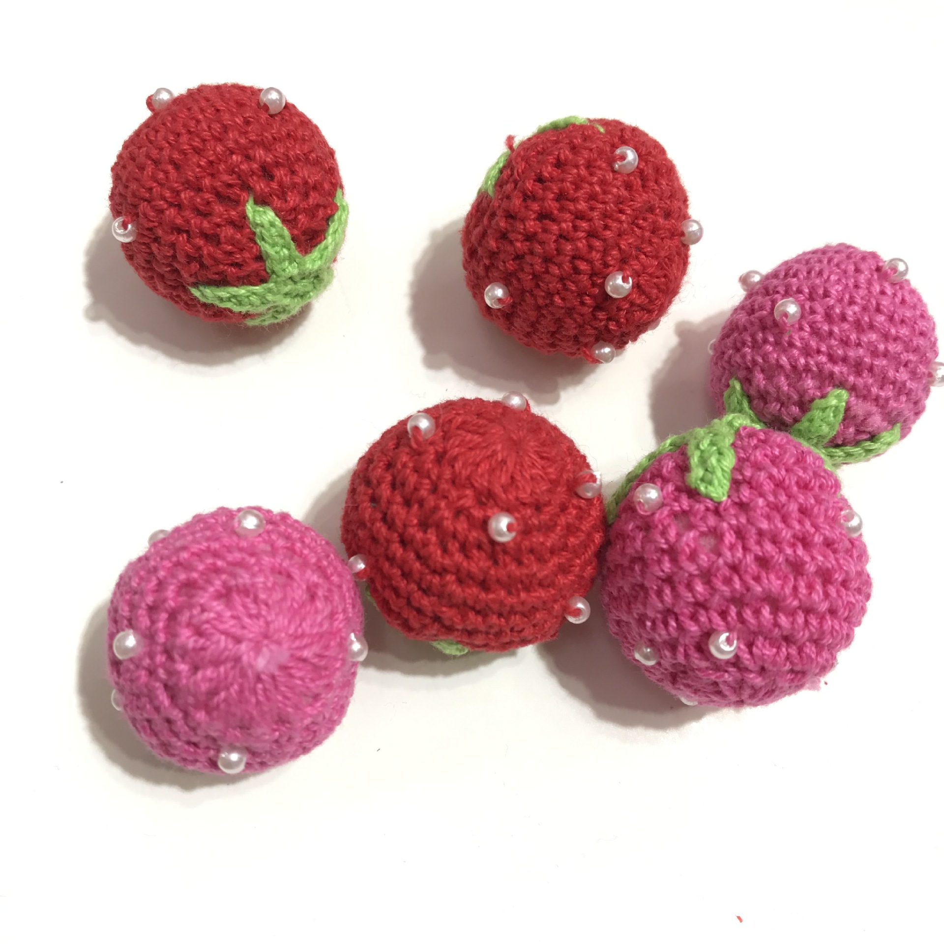 手钩编织草莓 樱桃 菠萝 苹果 西瓜 钩盆景 钩编各类花朵玩偶