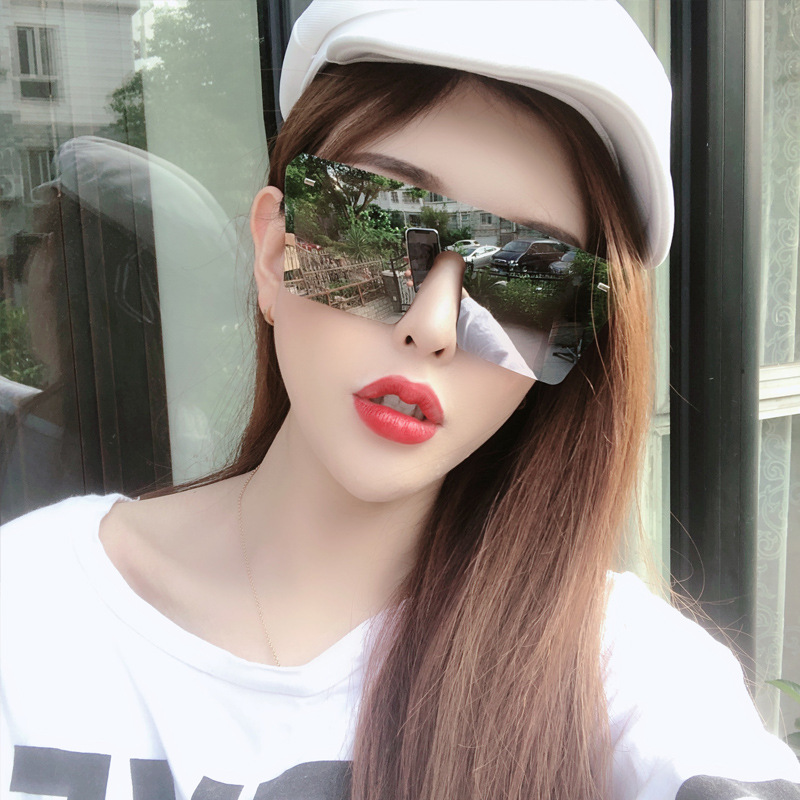 Sunglasses Image 5