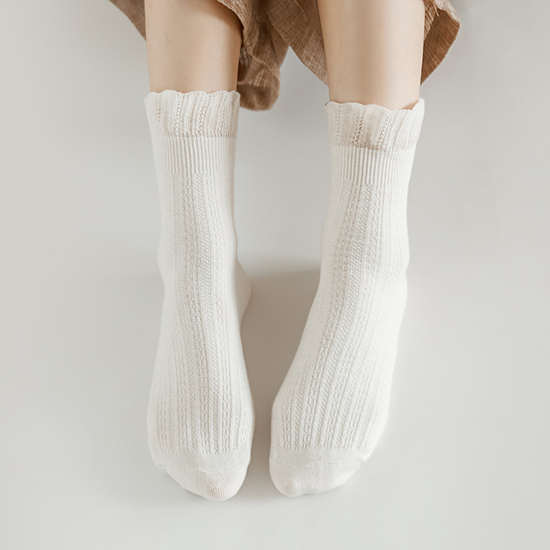 20 Otoño Nuevos calcetines de confinamiento calcetines sueltos de encaje de estilo coreano para mujer calcetines de media pantorrilla mujeres embarazadas postparto calcetines de doble aguja de algodón peinado Primavera