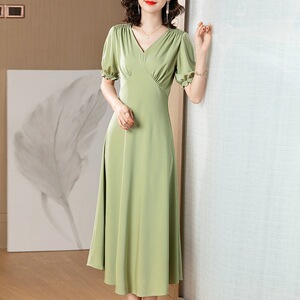 Dress women’s V-neck bubble sleeve butter green medium length A-line skirt
