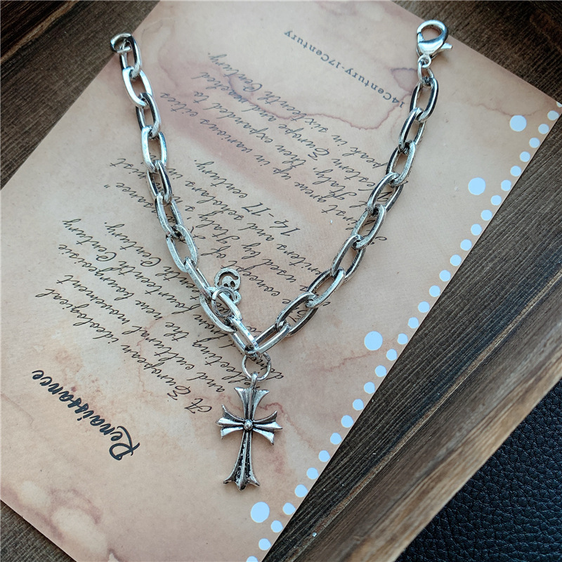 Hip-hop Style  Trendy Korean Fashion Retro Old Chain Cross Bracelet display picture 5