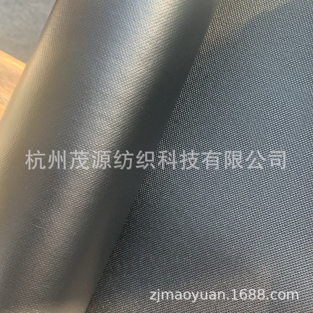 高品质400D黑丝PVC涂层布 防水 抗晒牢度300小时 家具罩面料