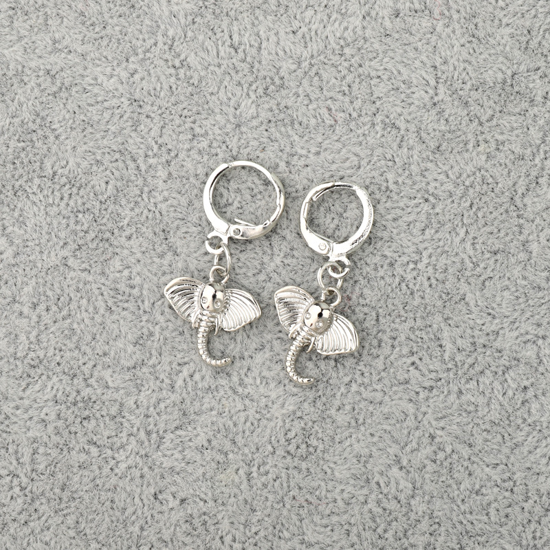 Hot Sale Earrings Trend Punk Cute Elephant Earrings Animal Ear Ring Wholesale Nihaojewelry display picture 3