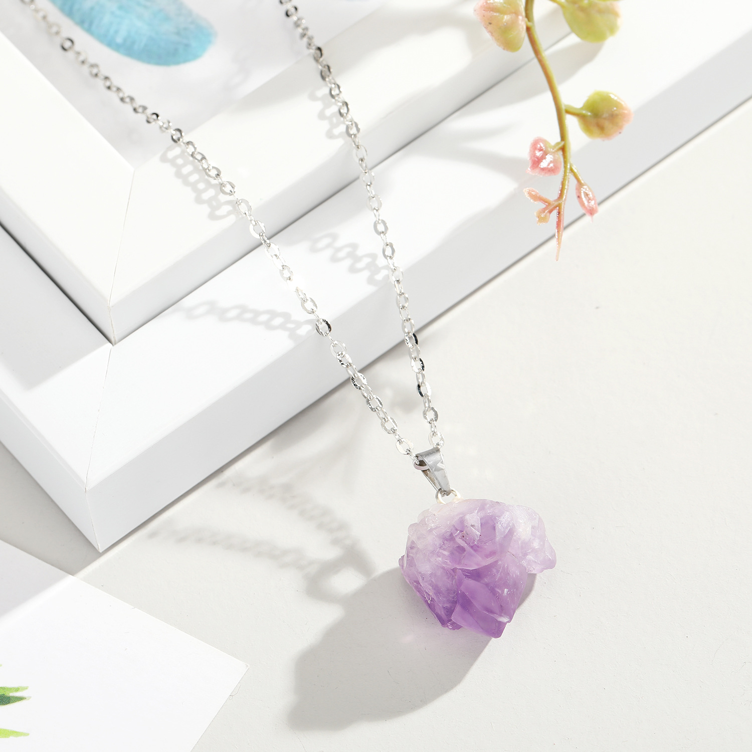 Fashion Irregular Stone Necklace Nihaojewelry Wholesalekorean Natural Stone Necklace Amethyst Pendant Necklace Crystal Bud Chain display picture 4