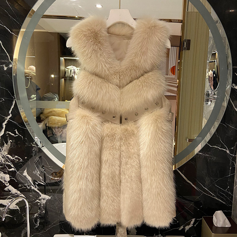 live broadcast leather and fur On behalf of Haining 2021 Autumn and winter new pattern Fox Maomajia Mid length version Fur integrated