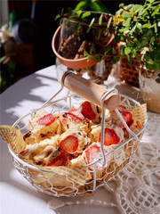 Creative vintage distressed iron storage basket kitchen fruit basket bread basket storage basket desktop storage box literary