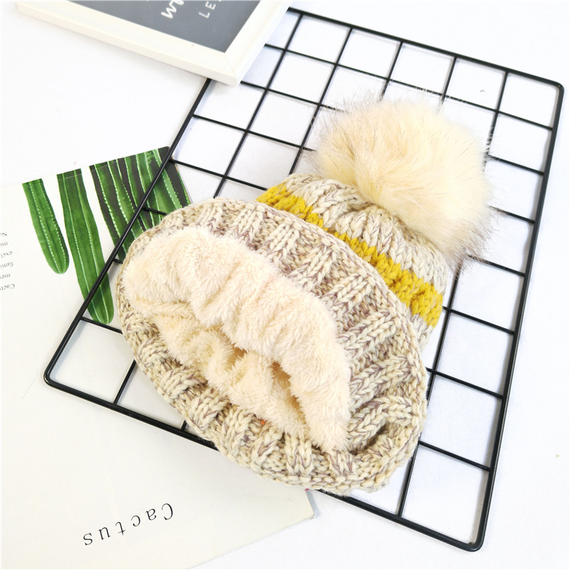 Cute Hairy Thickened Color Matching Knitted Hat display picture 7