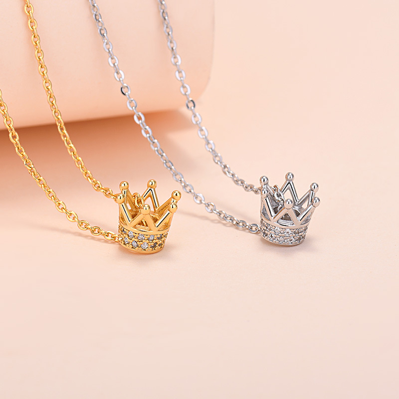 necklace with zircon