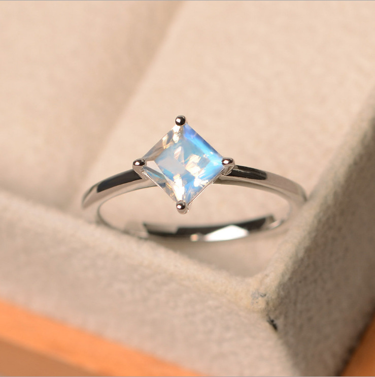 Wo wish New Style Inlaid Square Princess Moonstone Ring European and American Classic Simple Engagement Ring for Women