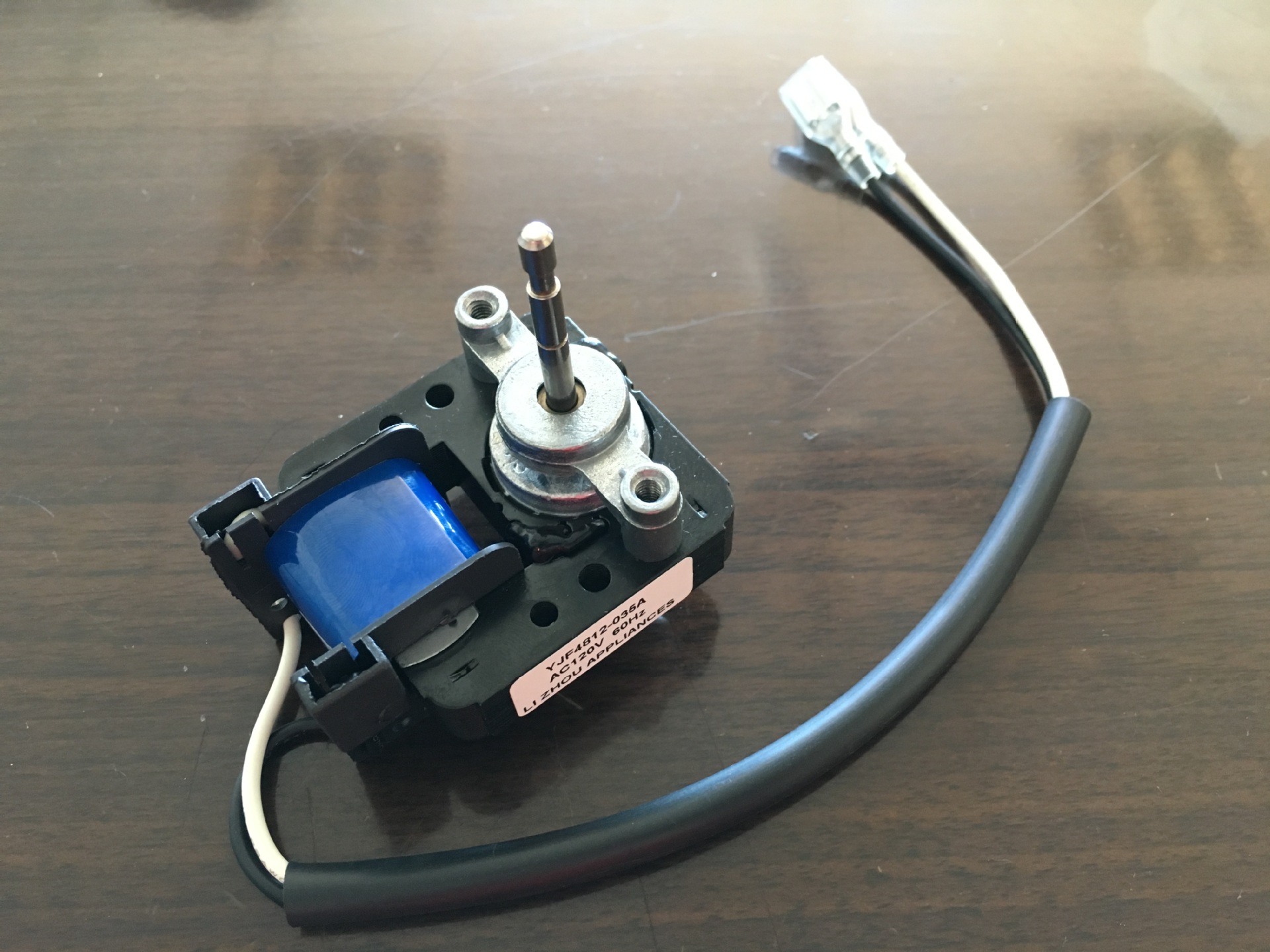 我司长期供应4812-035A罩极电机，广泛应用于暖风机等家用电器