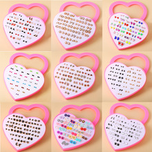 拼多多爆地摊36对爱心盒装塑料耳钉韩版蝴蝶学生简约套装耳饰女