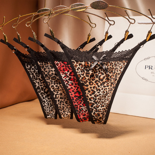 Sexy leopard print underwear for women large size seamless lace soft brushed thong low waist personalized trendy girl 2227