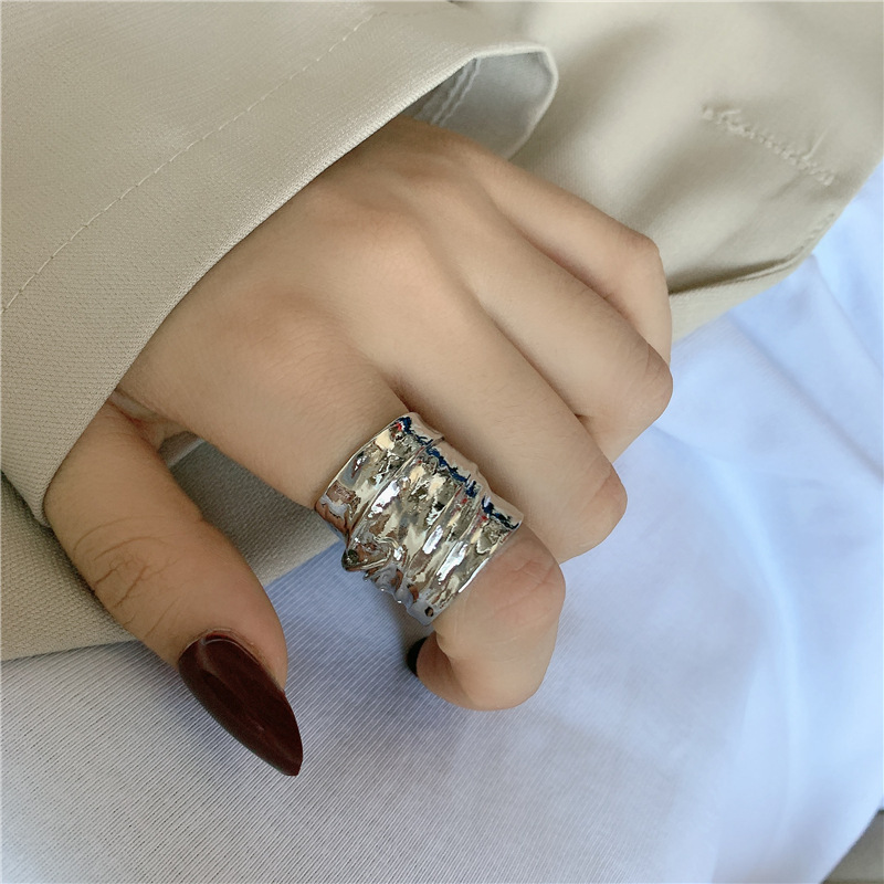 Fashion Retro Wide Version Wave Metal Index Finger Ring display picture 5