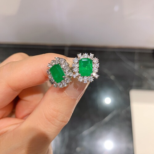 Zhuang Shengsheng Jewelry Internet Celebrity Live Broadcast Hot Selling European and American Fashion Popular Imitation Emerald Necklace Earring Emerald Set 