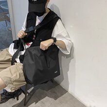 新款男士斜挎包 潮男机能风单肩挎包死飞包男包防水ins潮牌单肩包