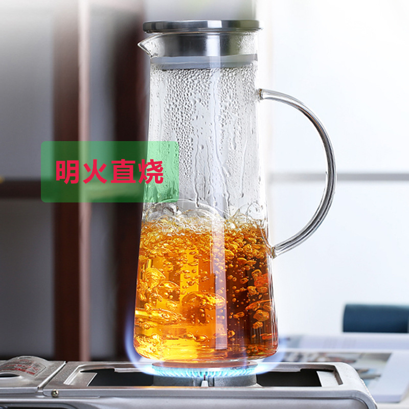 Fábrica al por mayor triángulo botella de agua fría gran capacidad vidrio botella de agua fría hogar material de vidrio de borosilicato olla de jugo