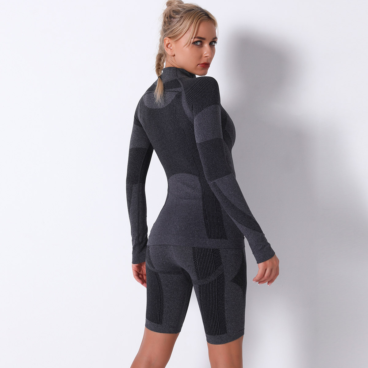 Seamless Knitted Sexy Striped Long Sleeve Shorts Yoga Set NSNS10699