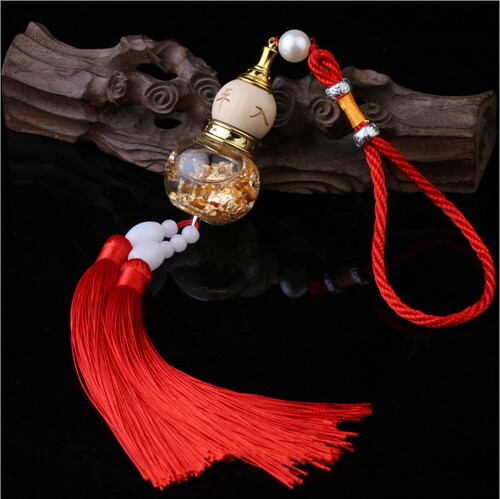 Gold foil double-bearded gourd pendant car rearview mirror decoration creative can hold perfume tassel goddess style