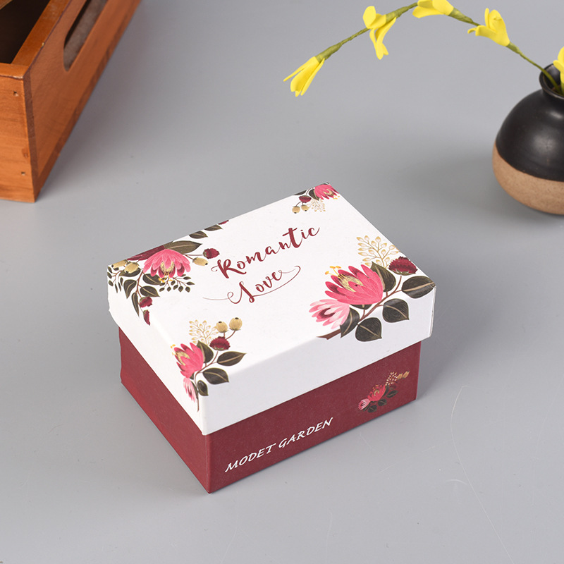 正方形中号天地盖礼品盒 ins简约礼物包装盒精美烫金礼盒定制