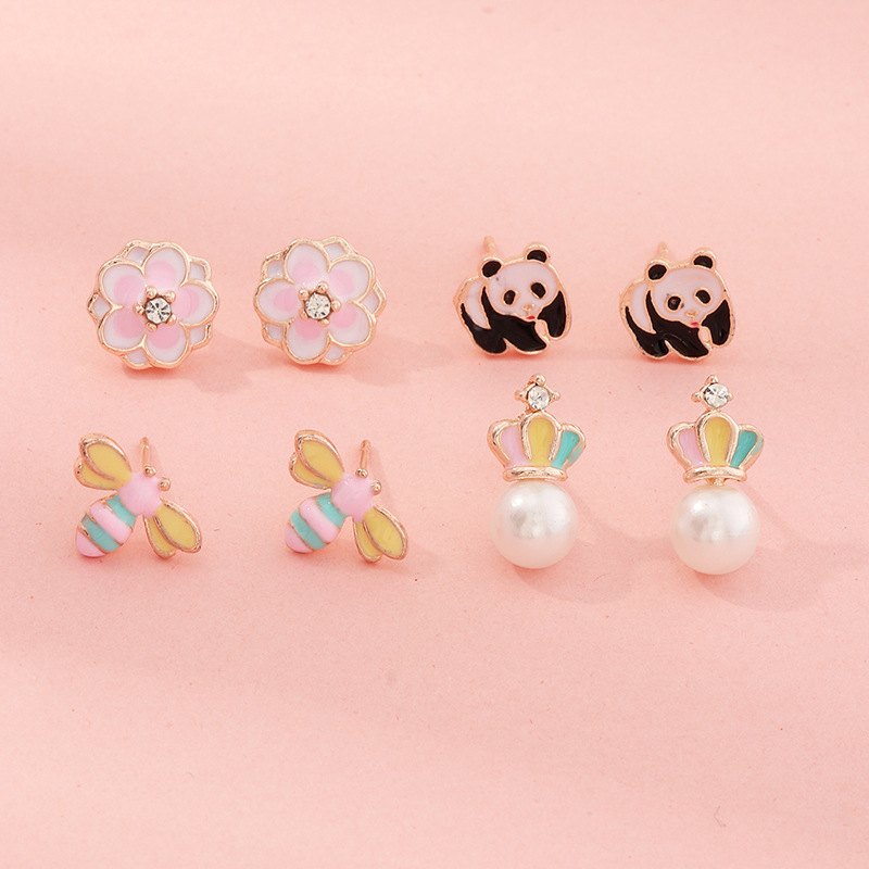 New Fashion  Korean Cartoon Cute Ethnic Style  Earrings Wholesale display picture 3