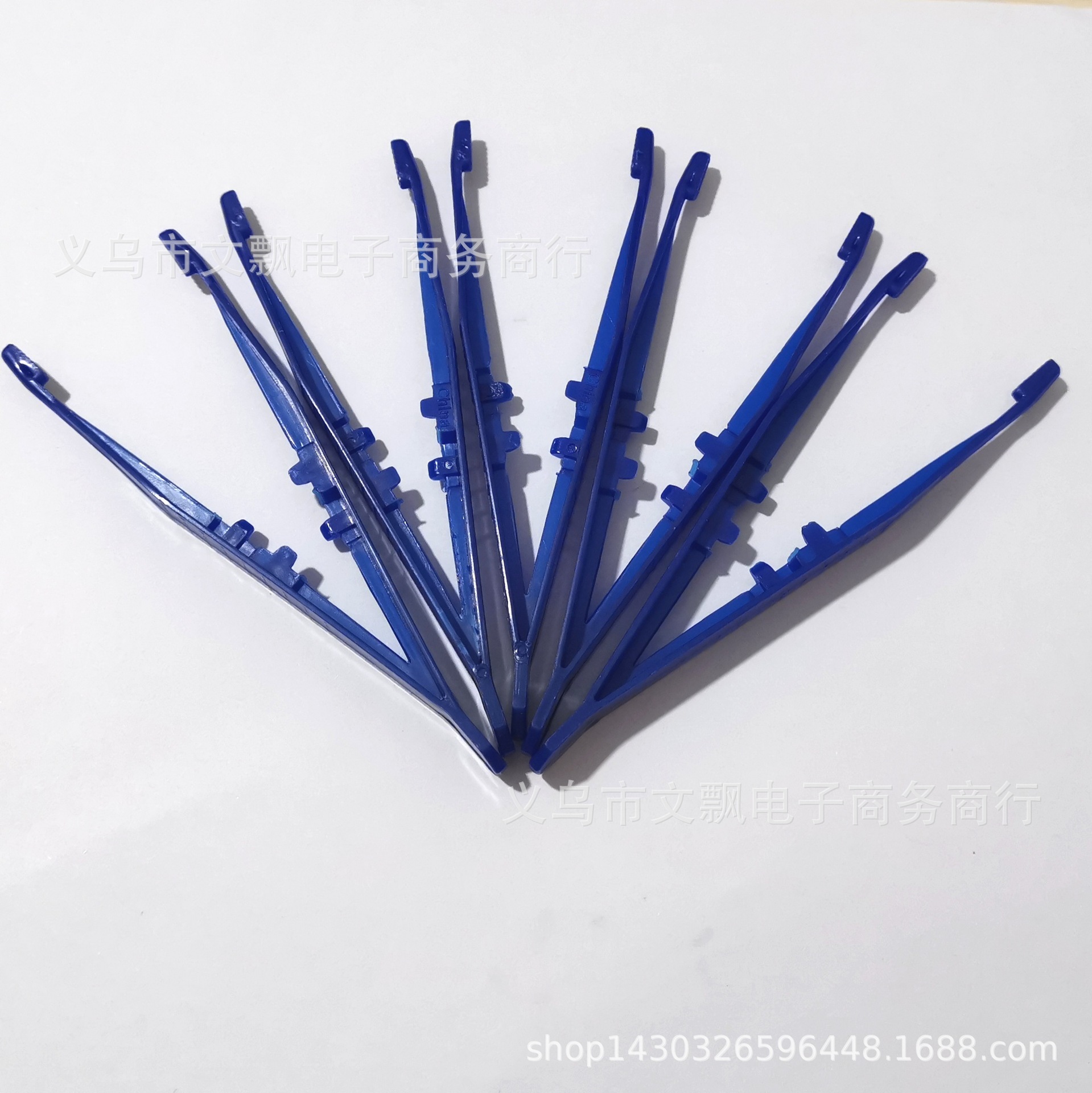 一次性镊子 批发 塑料镊子 10.5cm*3cm PS急救箱配件 可定制颜色