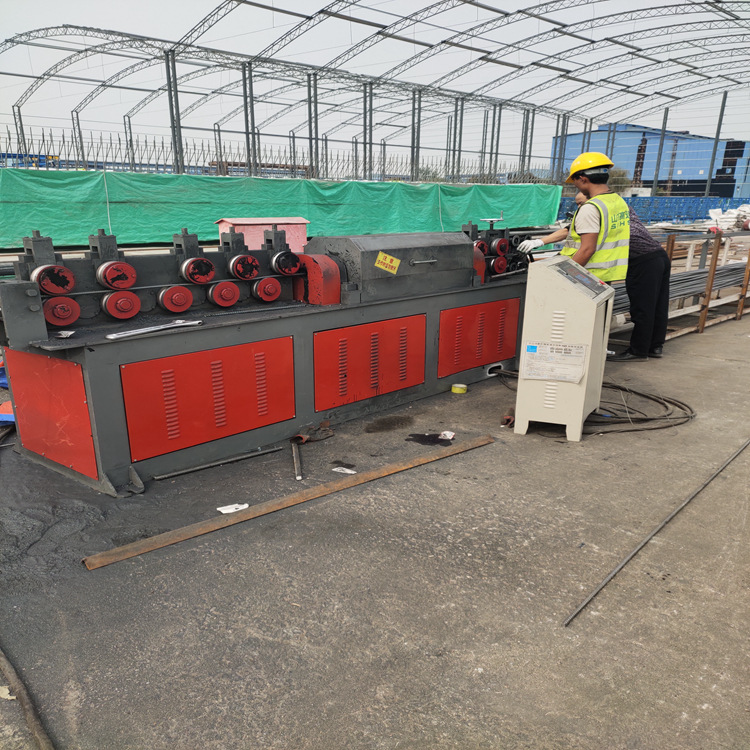 山东济宁大型钢筋调直机 三级螺纹大型钢筋调直机 数控液压拉直机