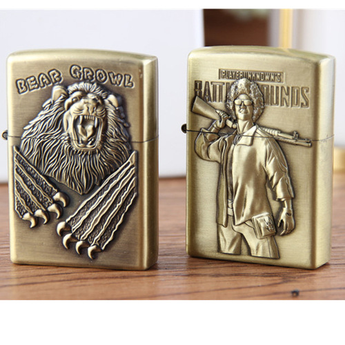 Loss management night market street stall embossed lighter windproof metal retro bronze kerosene lighter wholesale