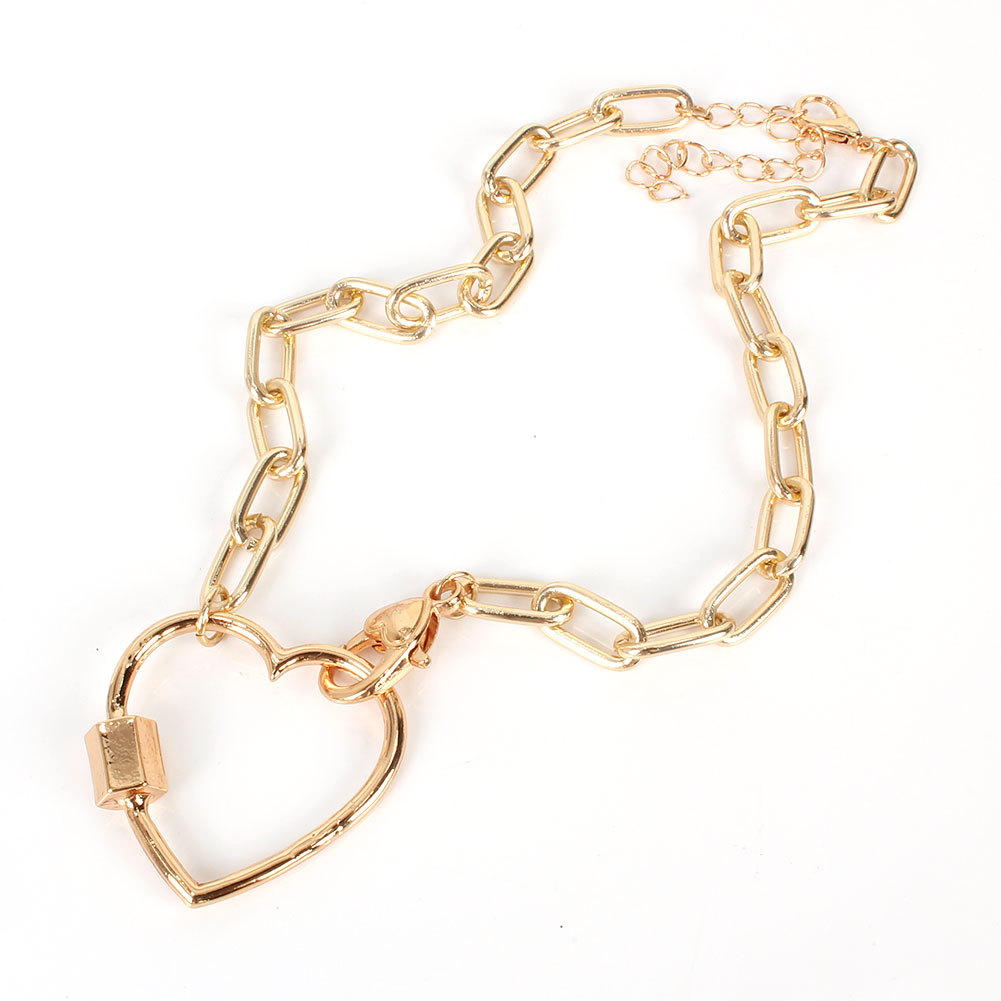 Fashion Hundred Matching Decoration Love Alloy Peach Heart Carabiner Golden Necklace For Women display picture 2