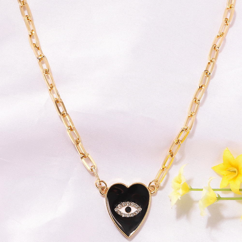 Black Heart-shaped Diamond-studded Dripping Eyes Fashion Devil's Eyes Peach Heart Necklace For Women display picture 5