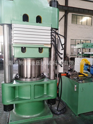 专业生产650吨PVC地板机 四柱式热压机 厂家直销 质优价廉