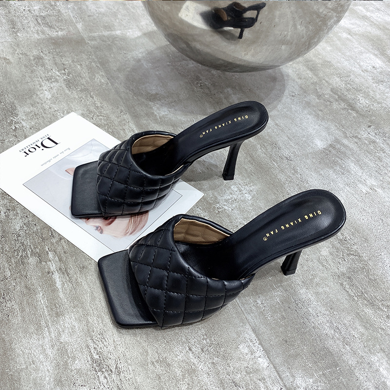 Checked Sandals Image 5