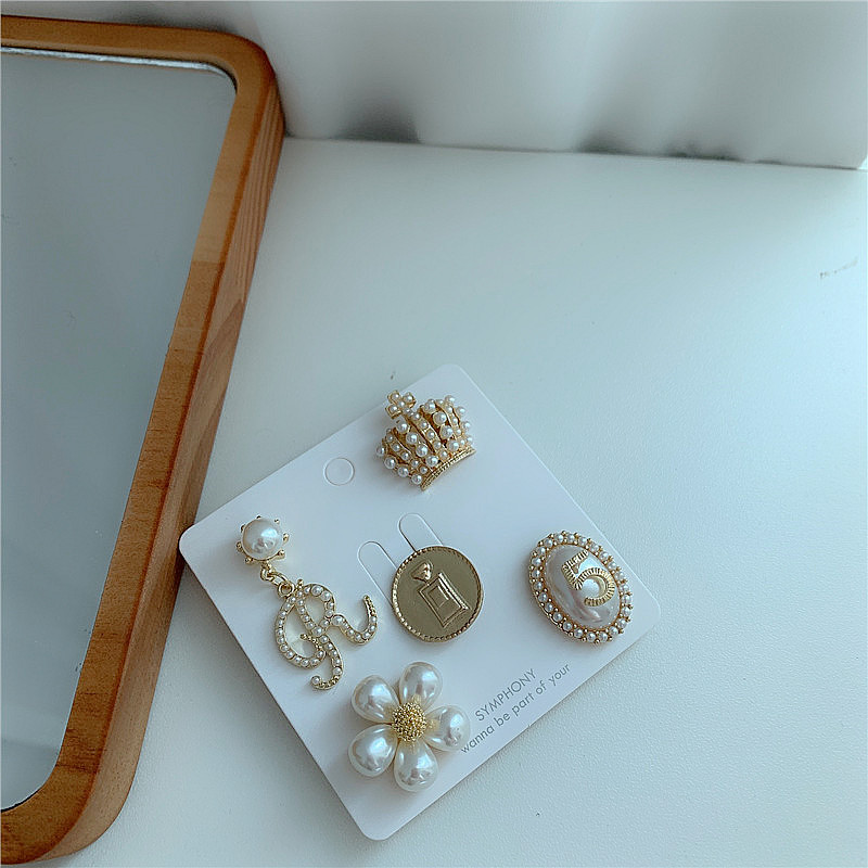 Metal Bow Pearl Flower Brooch display picture 6