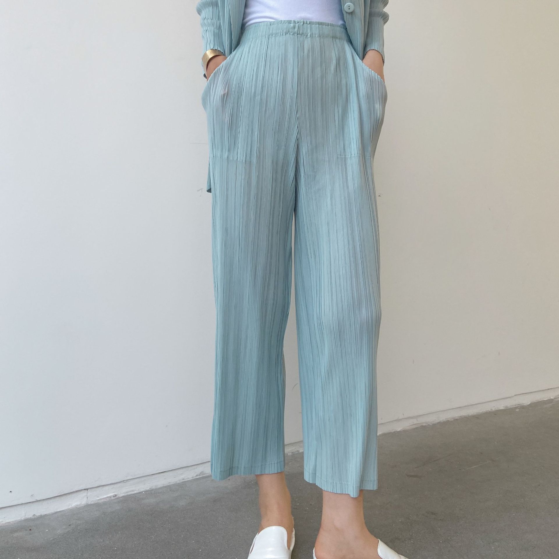 Direct supply from the manufacturer-----Spring, summer and autumn high-end pleated personality versatile casual loose nine-point pants straight pants