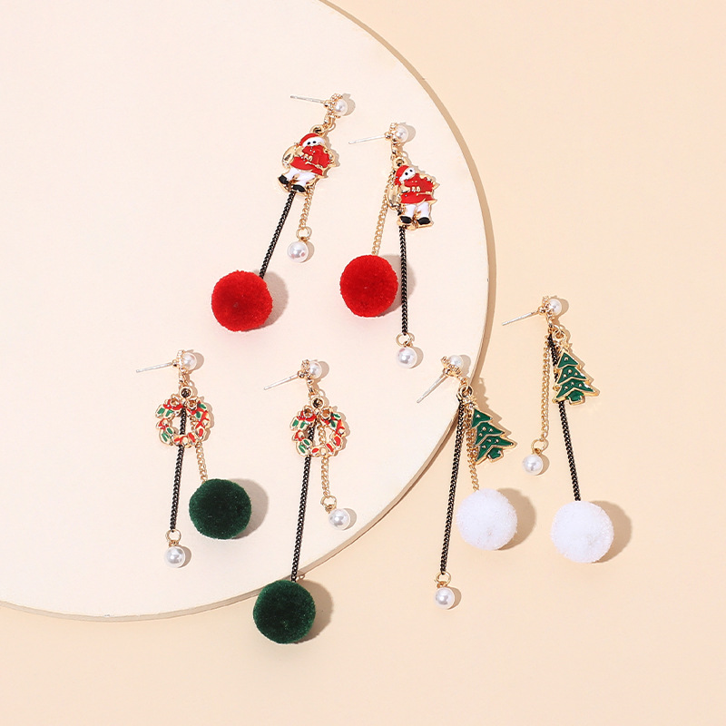 9g Weight Earrings Classification Wedding, Travel, Birthday, Festival Occasion Women'S Gender White, Red, Green Color Tassel Christmas Retro Asymmetrical Hair Ball Pearl Earrings 1