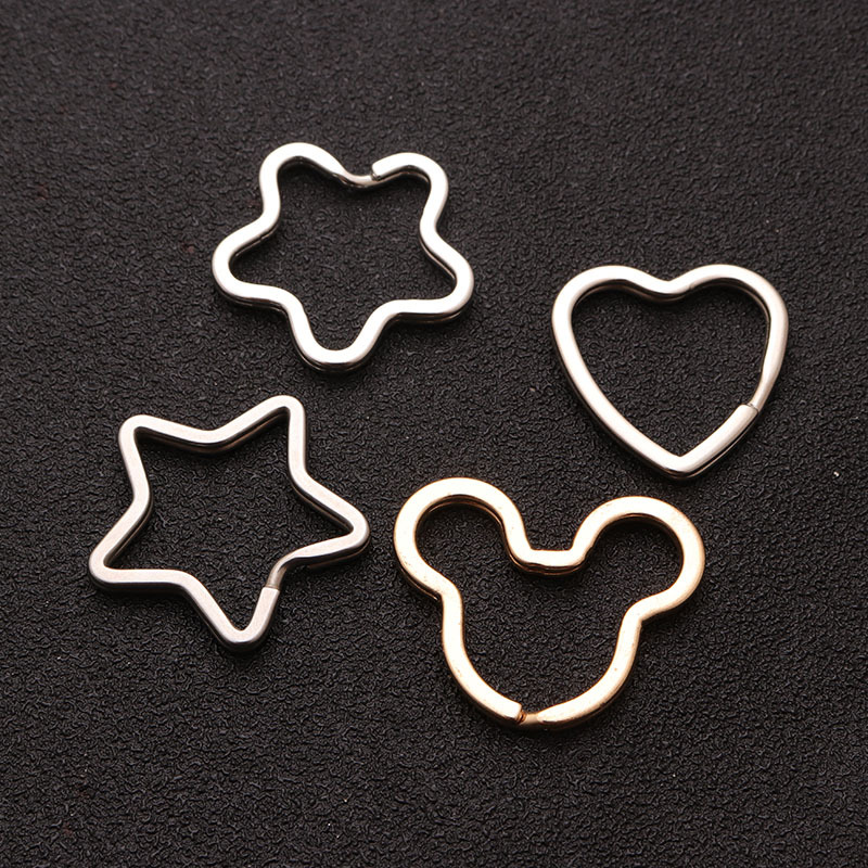 Keychain heart shaped for keys with zipper