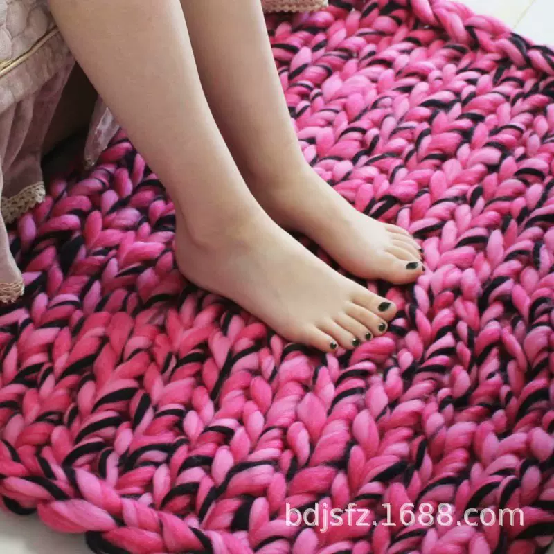 花色粗冰岛毛新品夹花多彩回归线手编围巾帽子毯子抱枕宠物窝用线