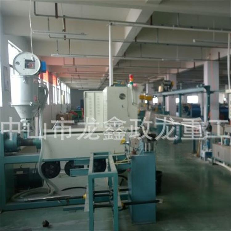 供应 有导线灯带快速挤出机 高压灯带挤出机 塑料挤出机