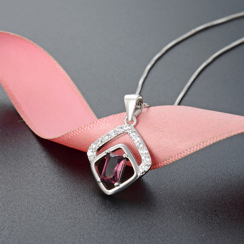 Japonés y coreano s925 collar de plata de la mujer elegante moda geométrica cristal colgante simple diamante incrustado joyería fuente fábrica