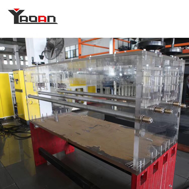 燿安装备专业定制生产民用熔喷布生产设备防护罩用熔喷生产线