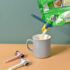 Food sealing clip, snack sealing clip, food sealing milk powder clip, plastic dispensing spout sealing clip