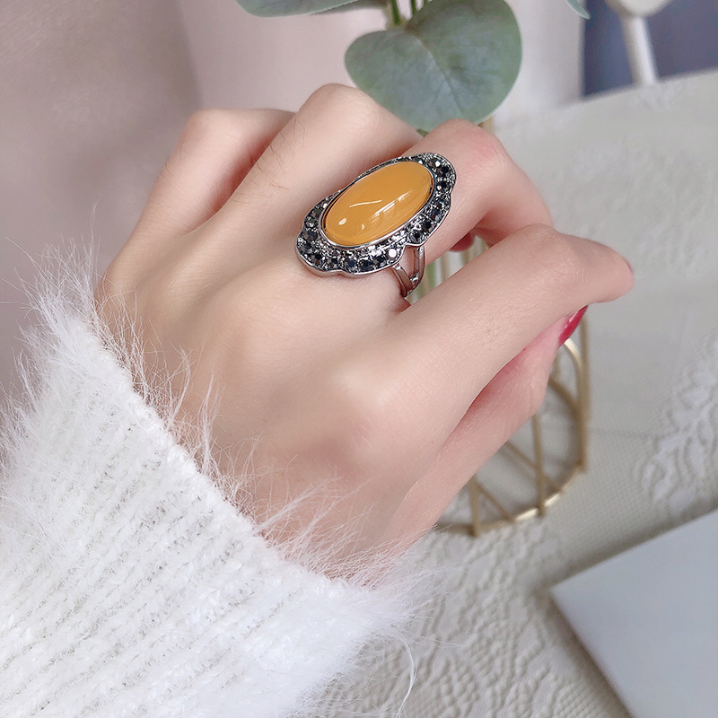 Geometric Wild Temperament Exaggerated Personality Index Finger Ring Creative Design Sense Diamond Retro Ring Wholesale display picture 13