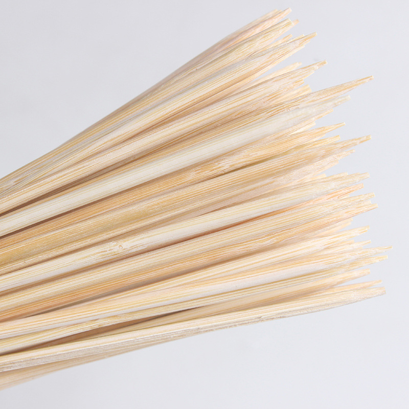 Fábrica personalizada desechable palo de bambú palo de barbacoa bambú fruta tenedor cadena incienso picante caliente barbacoa larga cadena