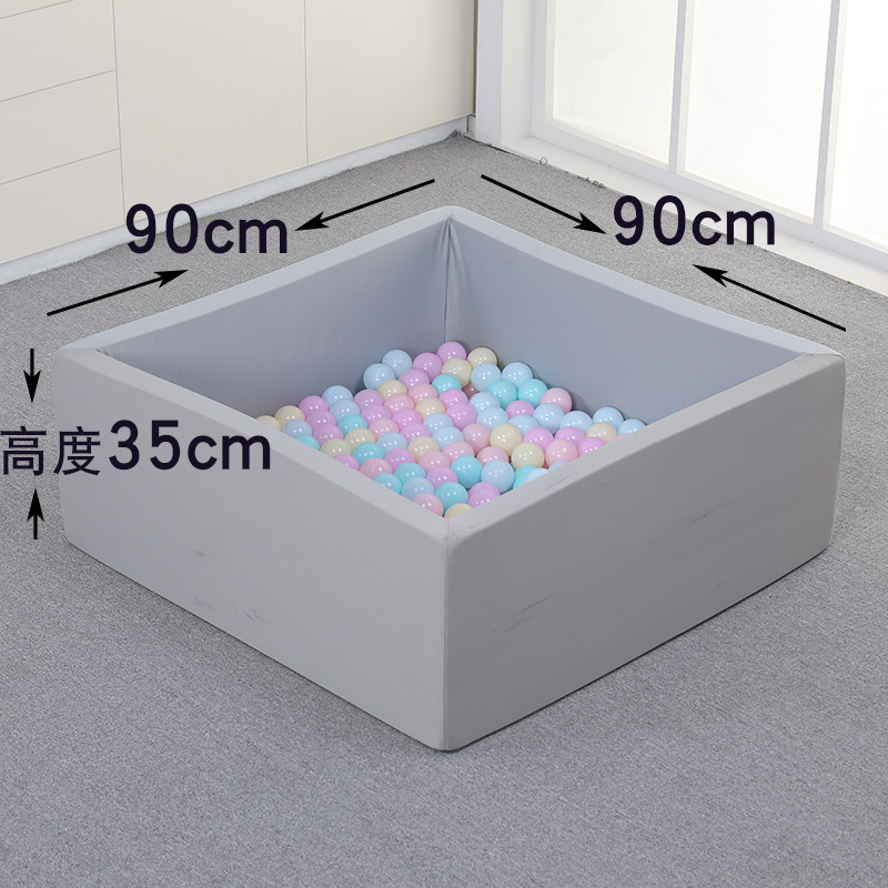 四边海绵围栏有球