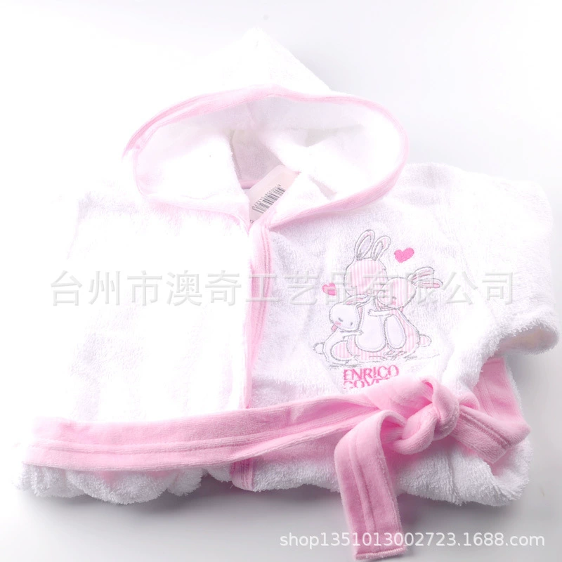 White children's towel, pijama, increased thickness